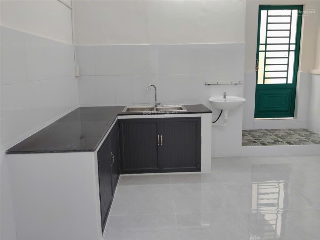 Nhà nguyên căn đường xô viết nghệ tĩnh gần chung cư mỹ đức, sát q1, dt 4x30m, giá 15tr/th