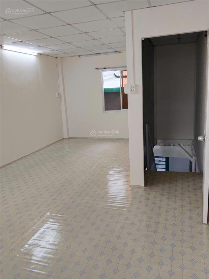 Nhà nguyên căn đường xô viết nghệ tĩnh gần chung cư mỹ đức, sát q1, dt 4x30m, giá 15tr/th
