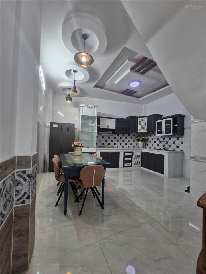 Nhà 1 sẹc đường quang trung, phường 8, quận gò vấp, 5pn, 7wc, giá 15tr/th