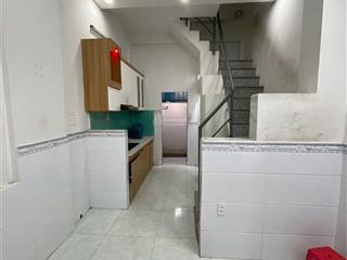 Nhà nguyên căn, 2 lầu, 2pn, 2wc, đường số 20, p hiệp bình chánh, gần ngay gigamail, giá chỉ 8tr5/th