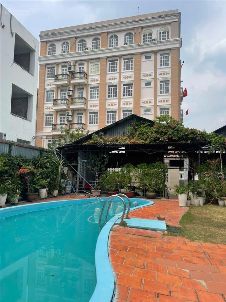 Bán bất động sản dòng tiền  khách sạn  căn hộ dịch vụ 3 mặt tiền, hầm + 6 tầng, dt 500m2