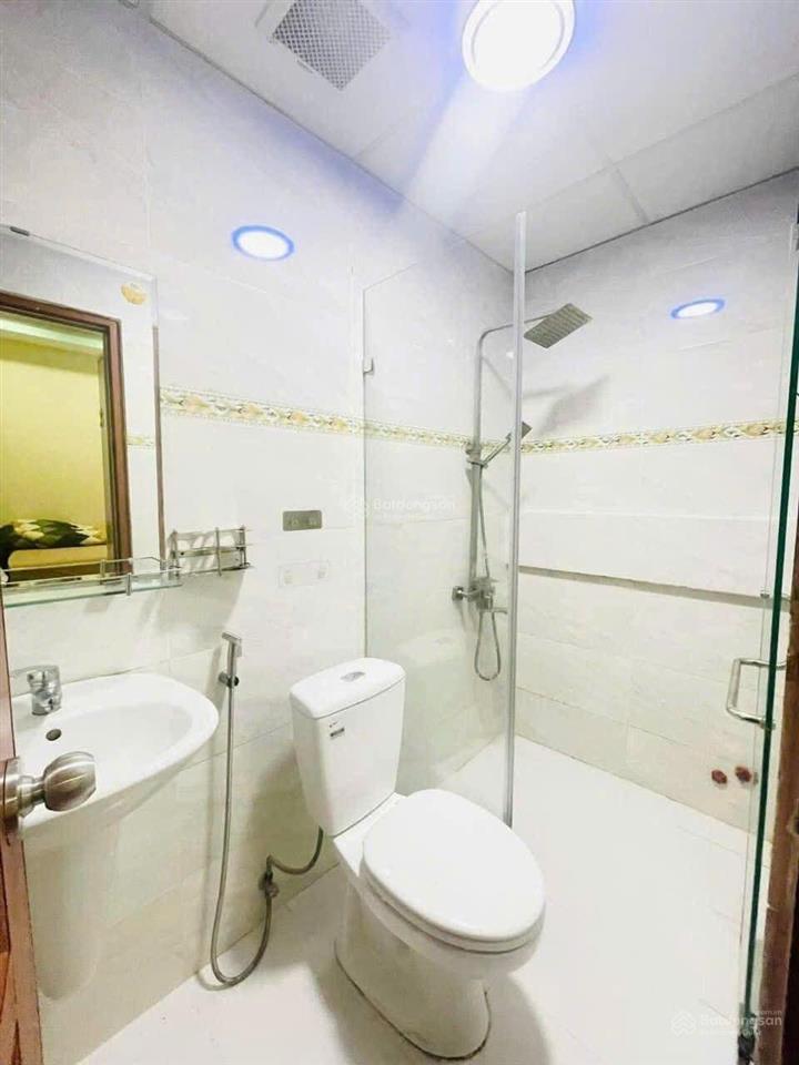 14 chdv quận 1 đường nguyễn công trứ, 5 tầng, giá chỉ 16,8 tỷ.