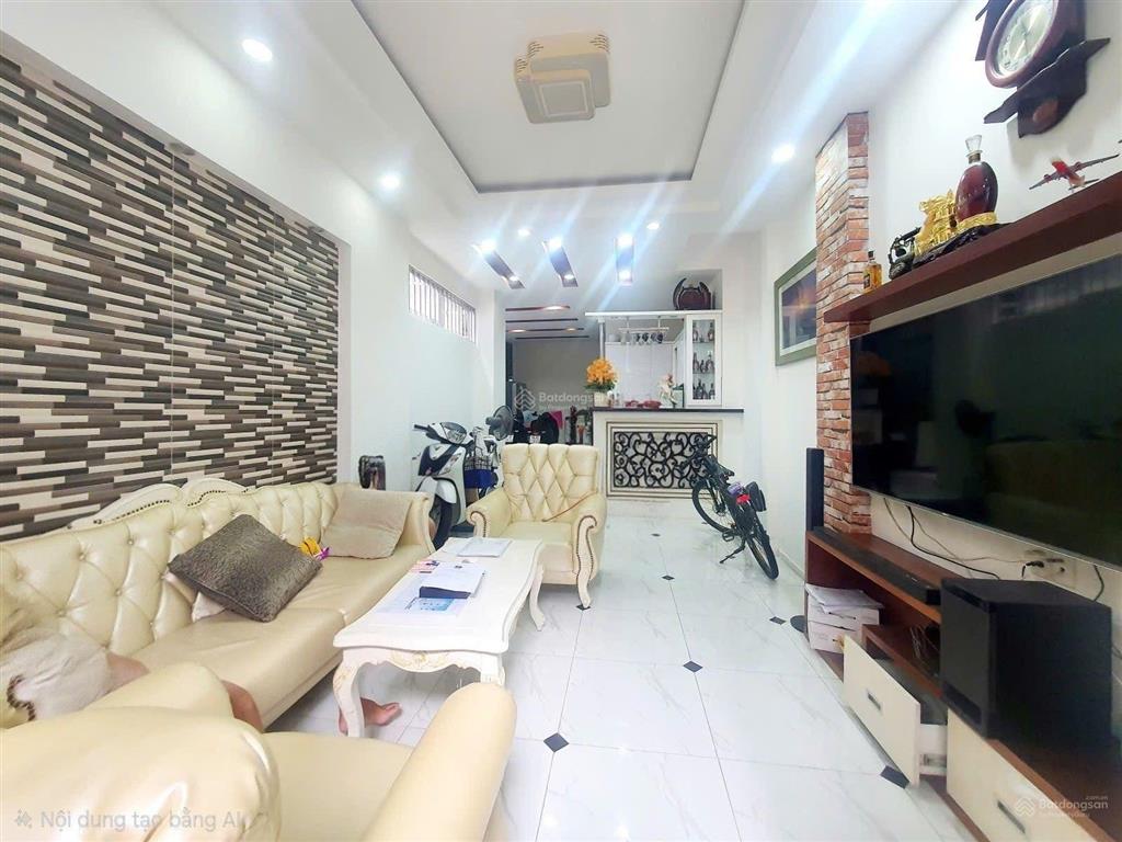 Bán nhà ngô gia tự, quận 10, 40m, 4 tầng, 8,2 tỷ tl.
