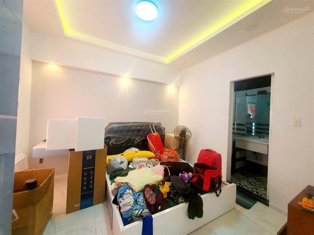 Bán nhà ngô gia tự, quận 10, 40m, 4 tầng, 8,2 tỷ tl.