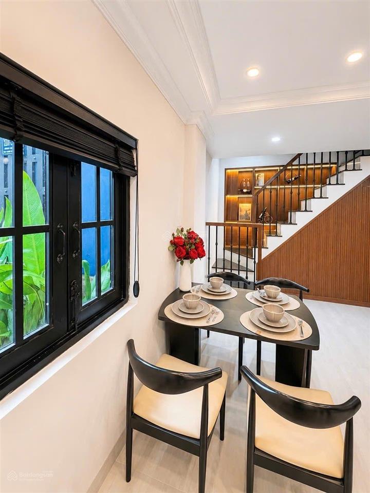 Bán nhà nguyễn thị minh khai, p5. q3, 35m, 3 tầng, giá 6,8 tỷ tl.