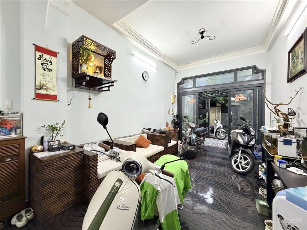 Bán nhà lê văn sỹ, p14, quận 3, 65m, 3 tầng, giá 8,8 tỷ tl
