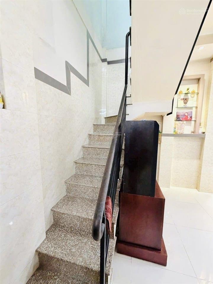 Hxh đường thạch lam, tân phú, 30m2, 2 tầng, 3,6 tỷ tl, nhà mới ở ngay
