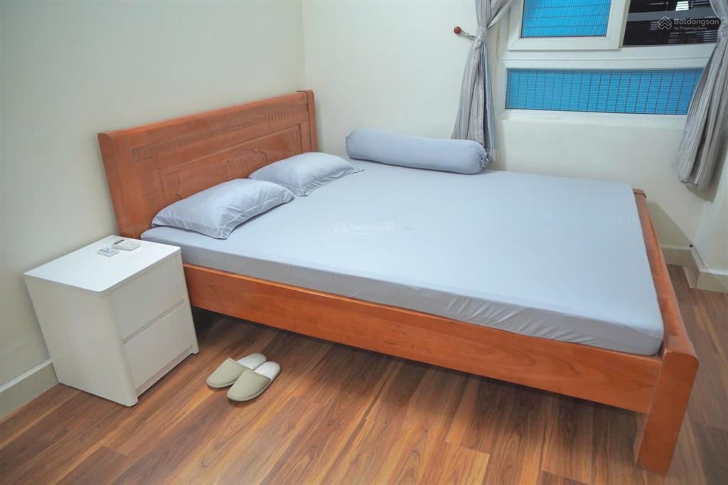 Cho thuê căn hộ 90 riverside nguyễn hữu cảnh, 2 phòng ngủ, nội thất cơ bản, 70 m2. 0902 509 ***