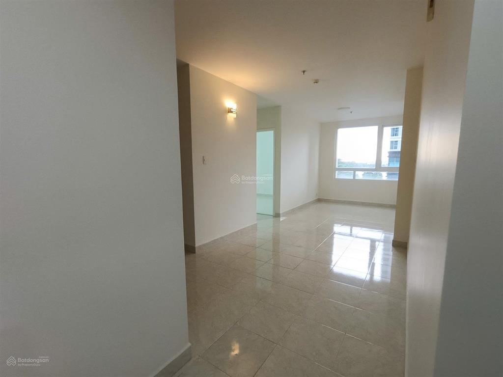 Cho thuê căn hộ 90 riverside nguyễn hữu cảnh, 2 phòng ngủ, nội thất cơ bản, 70 m2. 0902 509 ***