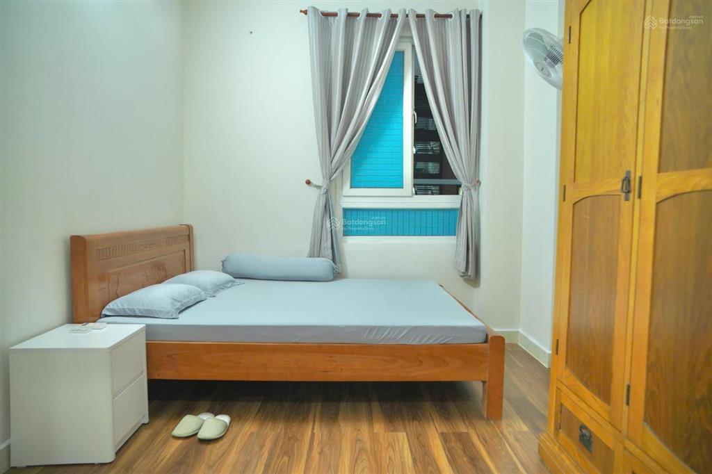 Cho thuê căn hộ 90 riverside nguyễn hữu cảnh, 2 phòng ngủ, nội thất cơ bản, 70 m2. 0902 509 ***