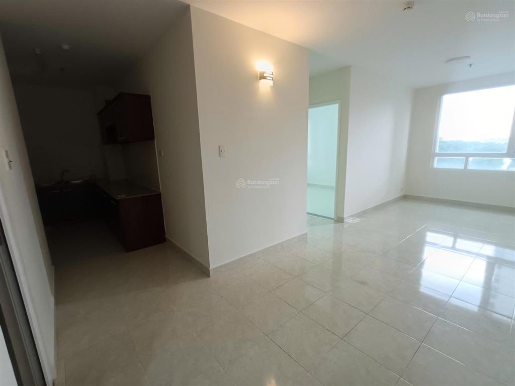 Cho thuê căn hộ 90 riverside nguyễn hữu cảnh, 2 phòng ngủ, nội thất cơ bản, 70 m2. 0902 509 ***