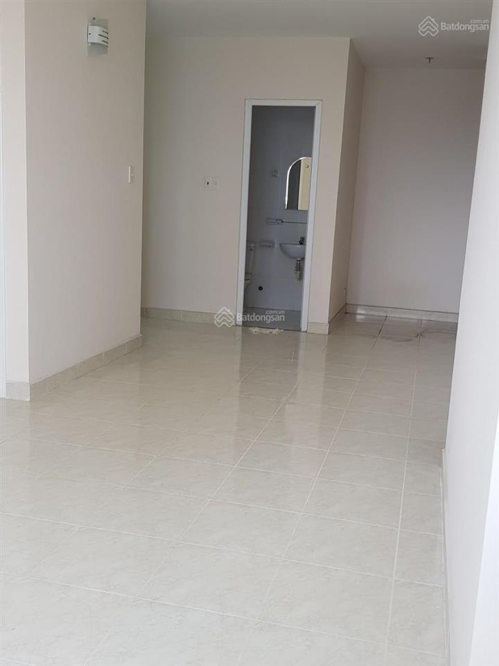 Cho thuê nhà ở 90 nguyễn hữu cảnh, p. 22, bình thạnh. 1 phòng ngủ, 1 wc, nội thất cơ bản 12.5 tr