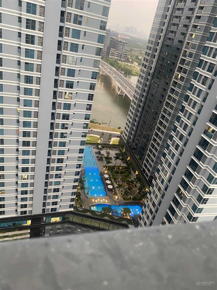 Cho thuê nhanh căn 2 pn 2 wc view sông cho thuê 15 tr có nội thất cc riverside 90 nhc. 0902 509 ***
