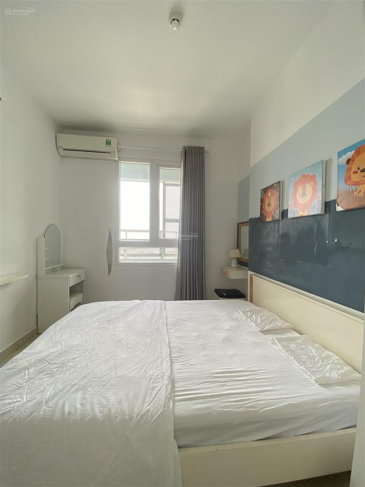 Bán căn hộ riverside 90 nhc 2pn view sông quận 1 nhà đẹp giá 4,6 tỷ sổ hồng.  0902 509 *** quỳnh