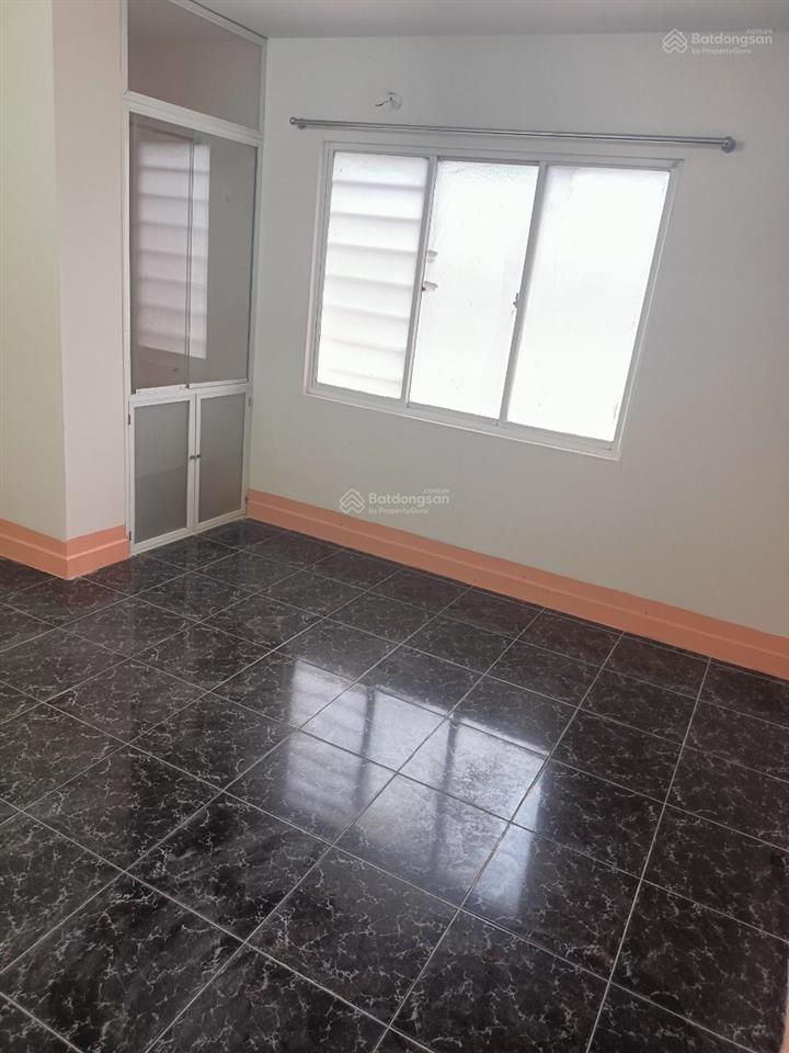 Cho thuê căn hộ 24 ab đường d5 ngoại thương, p. 25, bt 2 phòng ngủ, giá 8.5 triệu.  0909 445 ***
