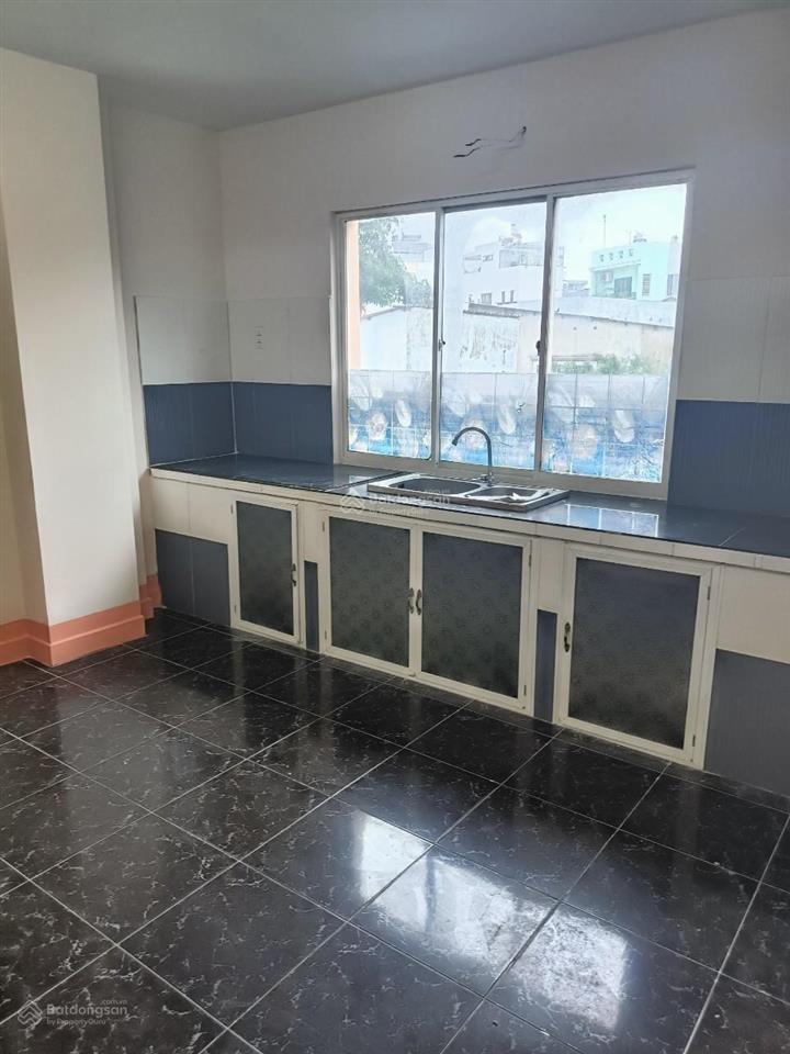 Cho thuê căn hộ 24 ab đường d5 ngoại thương, p. 25, bt 2 phòng ngủ, giá 8.5 triệu.  0909 445 ***