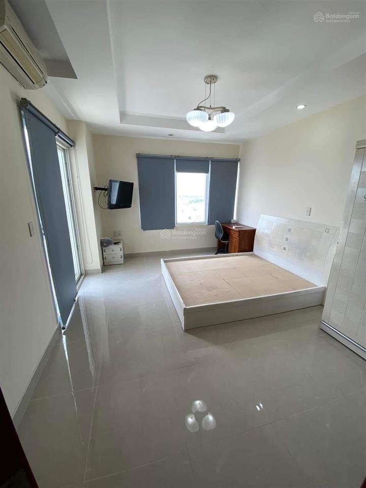 Chung cư the morning star 3 phòng ngủ 2 wc 110 m2 có nội thất đầy đủ giá chỉ 15tr.  0909 445 ***