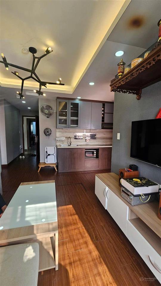 Cần cho thuê căn 2 phòng ngủ 2 wc, chung cư soho premier, giá tốt 12 tr, 2 wc, 65 m2. 0902 509 ***