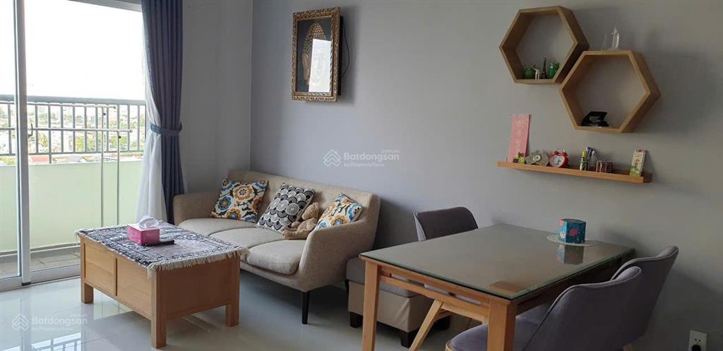 Cho thuê căn hộ soho premier, căn 1 phòng ngủ, 1 wc, 7 triệu nội thất đầy đủ. 0902 509 ***