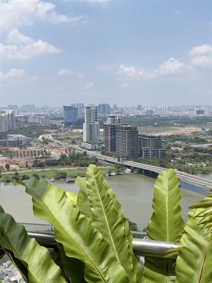 Bán penthouse saigon pearl 600m2 căn góc view sông trực diện nội thất cao cấp mới 100%