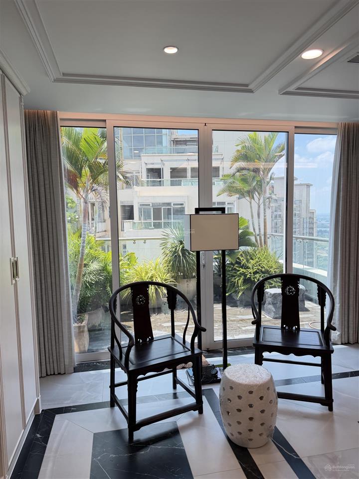 Bán penthouse saigon pearl 600m2 căn góc view sông trực diện nội thất cao cấp mới 100%