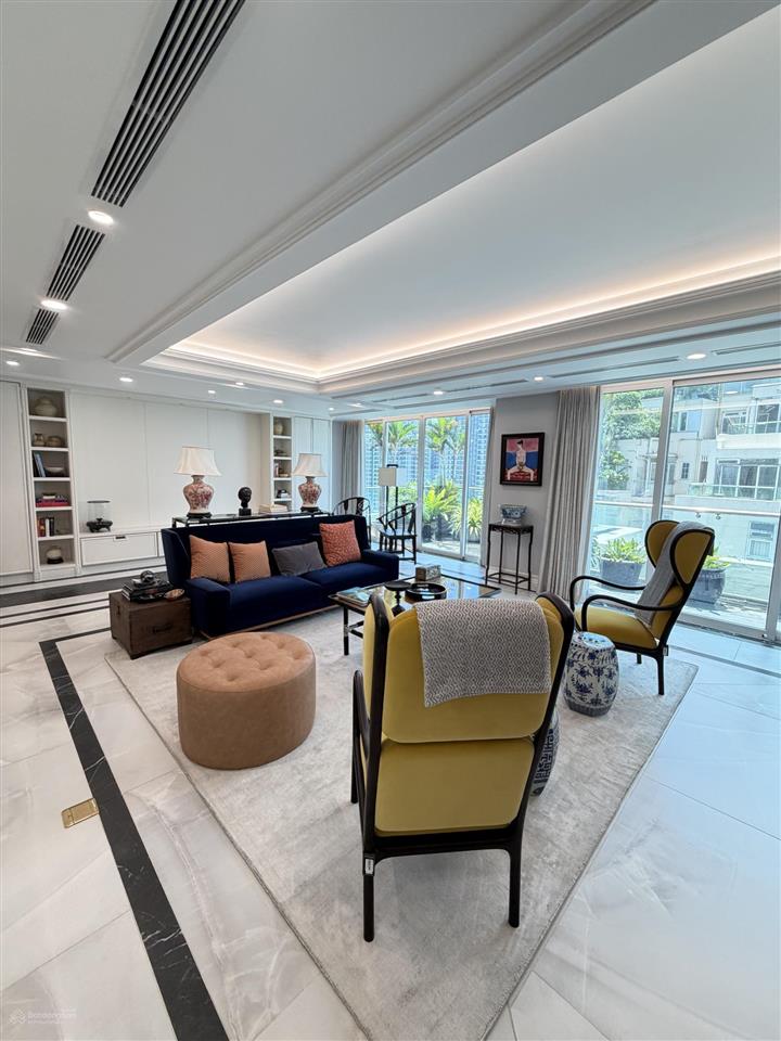 Bán penthouse saigon pearl 600m2 căn góc view sông trực diện nội thất cao cấp mới 100%