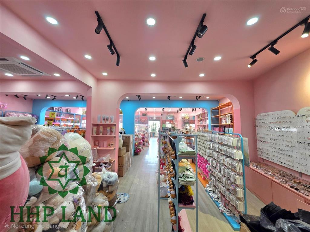 Cho thuê mặt bằng 11m mặt tiền đường chính biên hòa  0976 711 *** (thư)