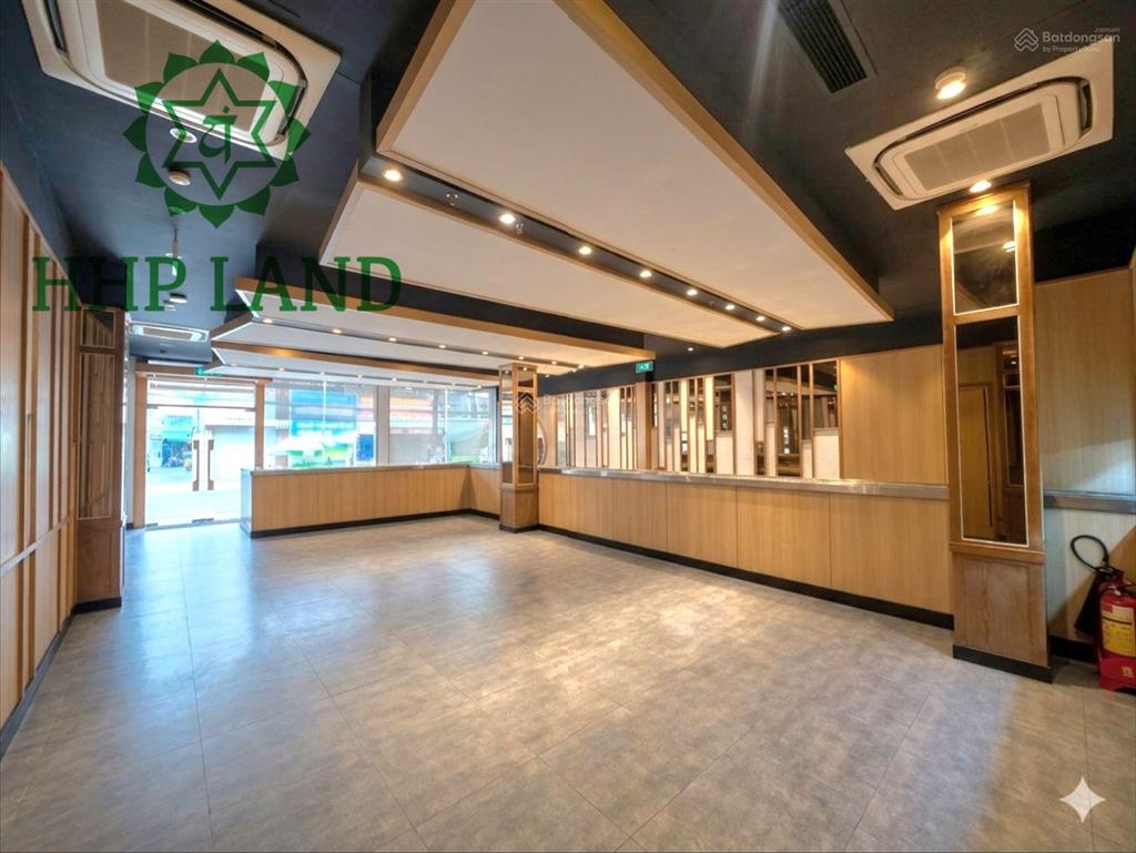 Cho thuê mặt bằng 11,5m mặt tiền phạm văn thuận, biên hòa