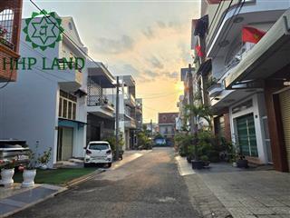 Bán lô đất gần vincom biên hòa  0976 711 *** (thư)