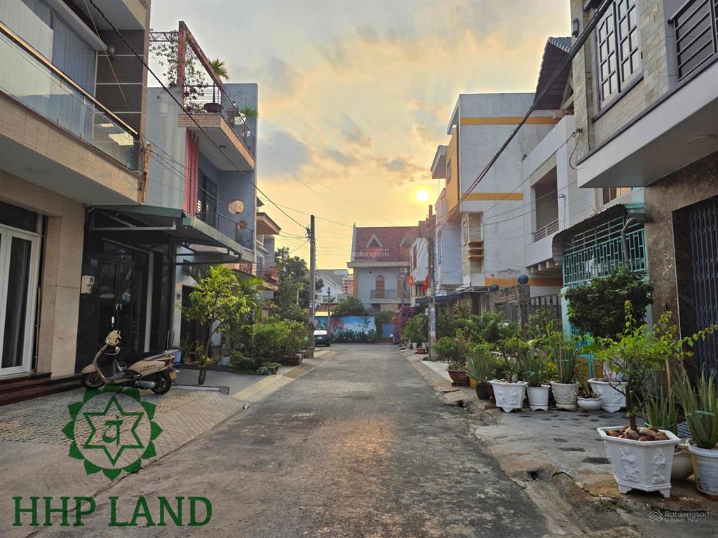 Bán lô đất gần vincom biên hòa  0976 711 *** (thư)