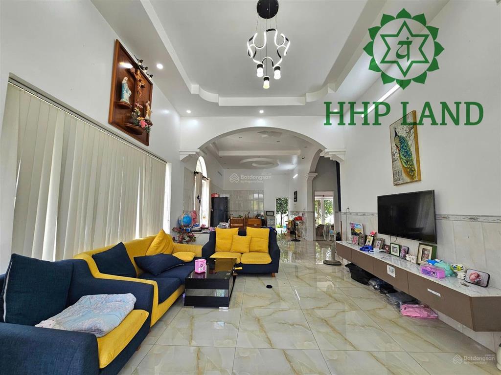Chủ bên nước ngoài cần bán căn biệt thự vườn hiệp hòa, nay thuộc p. trấn biên, tp. đồng nai