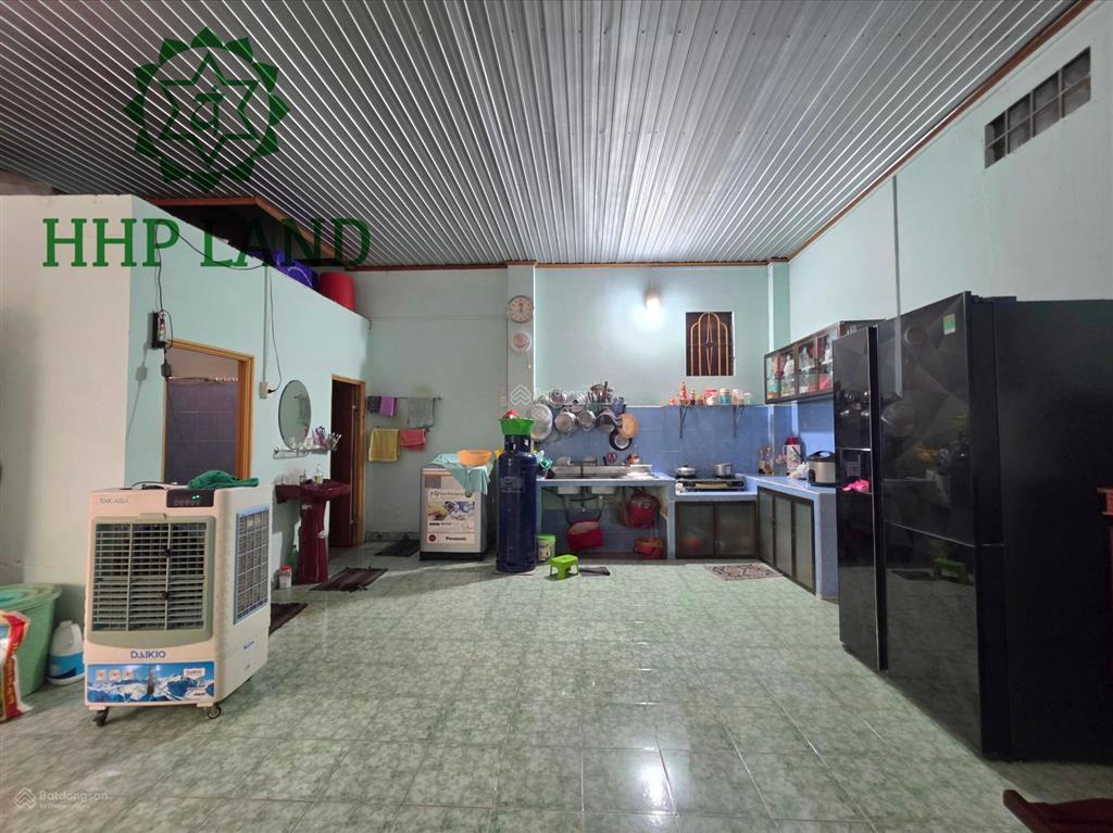 Cần bán nhà sổ riêng thổ cư gần chợ tân phong