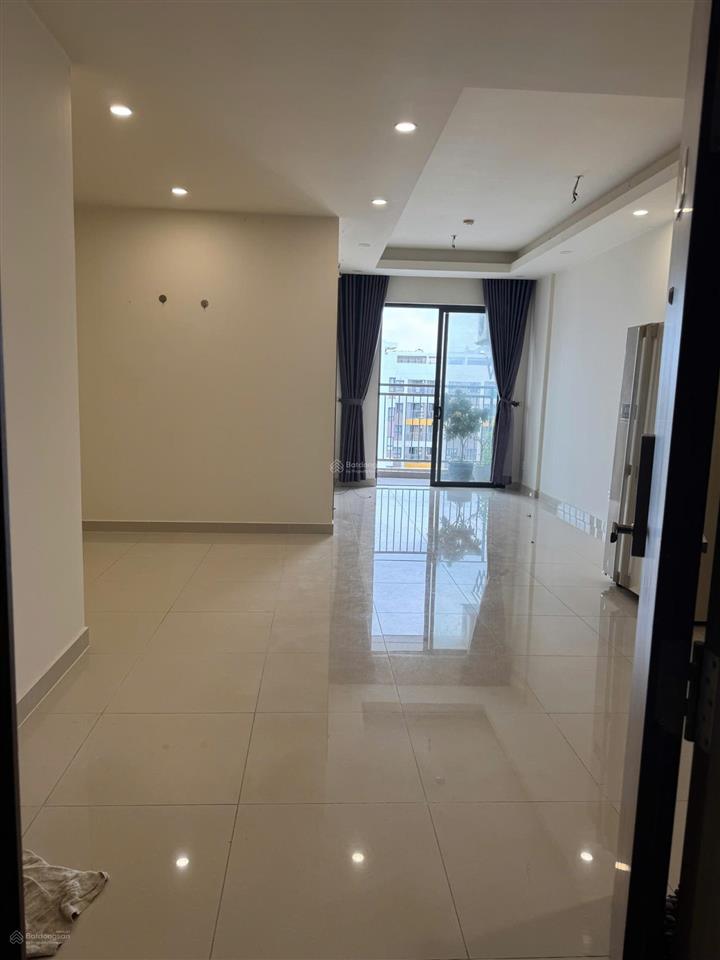 Bán nhanh căn q7 riverside 1pn, nội thất cơ bản, giá 3.090 tỷ bao thuế phí