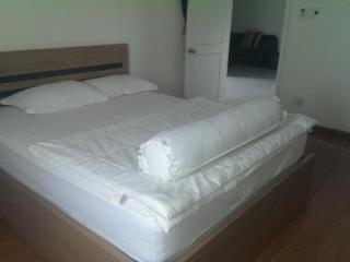 Ch mỹ đức 53m2, 01pn,nhà đẹp,giá tốt 0906 910 *** mrs phương( văn phòng tại lô d1 cc mỹ đức)