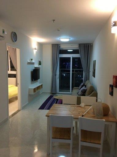 Cho thuê ch riverside 90, kế saigon pearl, 2pn, 14tr/th, view sông   0906 910 *** mrs phương
