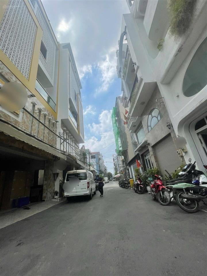 Nhà 207m2/5 tầng giá 18,3tỷ(8m x 26m) hđ thuê 70tr/th, hẻm 8m đ.lê văn quới, hẻm 1/ cách mt 100m.
