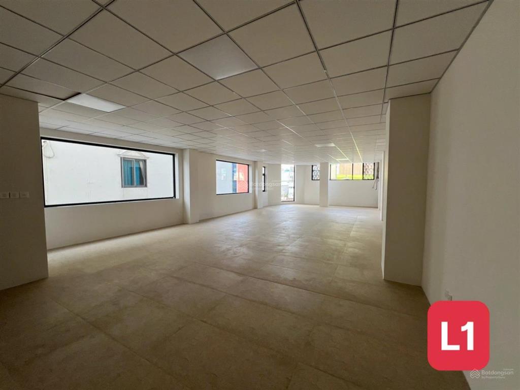 Cao ốc văn phòng 2 mặt tiền lê quang định 8 x 25m hầm 9 lầu sân thượng đang cho thuê 200tr/tháng