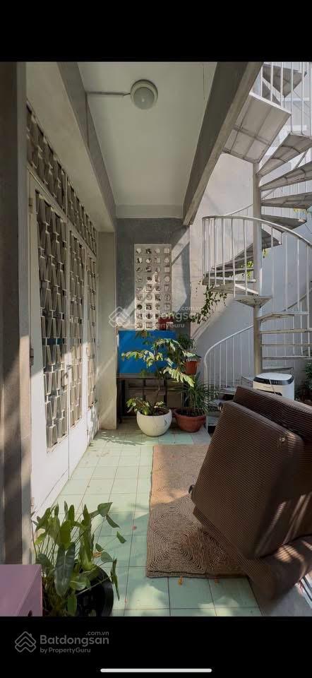 Nhà mặt tiền hồ biểu chánh 8x22m 160m2 đất giá chỉ 23.9 tỷ