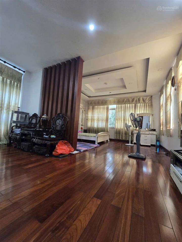 Biệt thự khu bảo vệ 24/7 phổ quang 274m2 đất 13x22m 4 lầu sang xịn