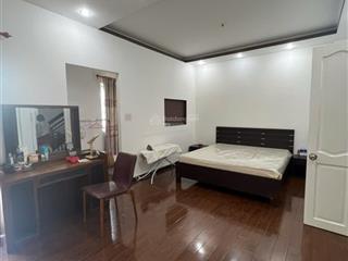 Nhà đẹp thích quảng đức hẻm 166 hẻm nhựa 1 sẹc 6.7x17m 3 lầu chỉ 17.9 tỷ