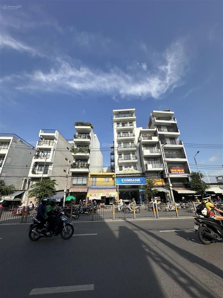 Mặt tiền nguyễn xí ngay phạm văn đồng 8x35m 5 lầu 268m2 chỉ 54 tỷ