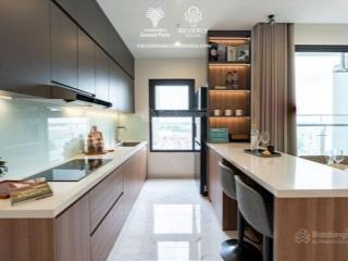 Chính chủ cần tiền bán lỗ căn hộ 3pn góc hướng đông nam view sông vinhome grand park
