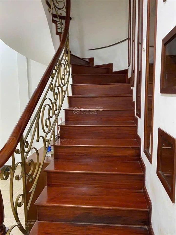 Bán căn vila 32/3 đường nguyễn cửu vân, phường 17, quận bình thạnh dtkv 8,12x16 giá 30tỷ 0901 369 ***