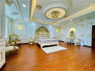 Hot cc bán nhà 212c trần hưng đạo quận 1 dtcn 79,8m2 gần chợ bến thành giá 52 tỷ  0901 369 ***