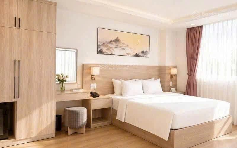 Bán ch cc cao cấp ct1  104 usilk cty mt tố hữu dttt 73,8m2 dttt 68,2m2. giá 3,3 tỷ. 0901 369 ***