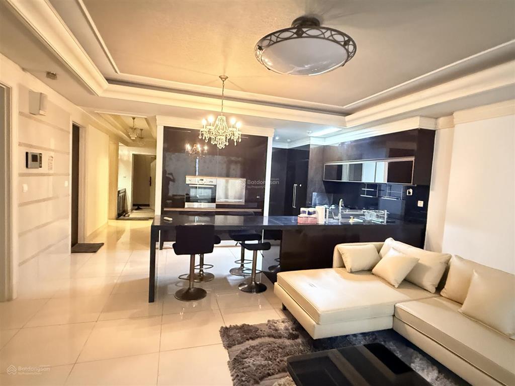 Cần bán gấp căn hộ cantavil hoàn cầu dt 120m2, 3pn lầu cao view landmark, giá 10. tỉ.  0932 055 ***