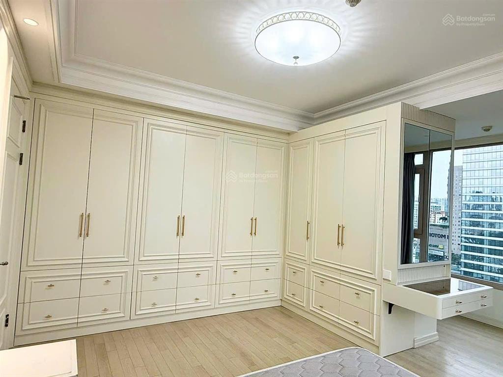 Bán cantavil hoàn cầu view landmark dt 149m2  3pn & 2wc giá 12 tỷ (0932 055 ***)