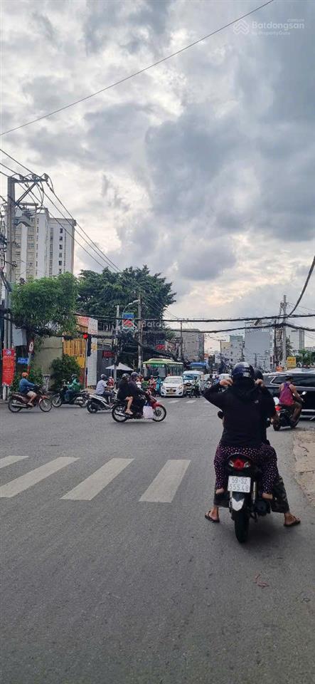 Bán nhà mặt phố đường d5, phường thạnh mỹ tây, 21 tỷ