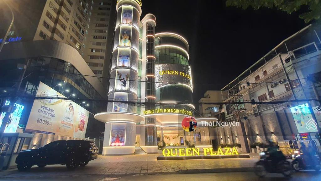 Toà nhà 6 lầu mặt tiền phạm văn hai ngay chợ  dt 102m2  dòng tiền 130 triệu  giá chỉ 29 tỷ