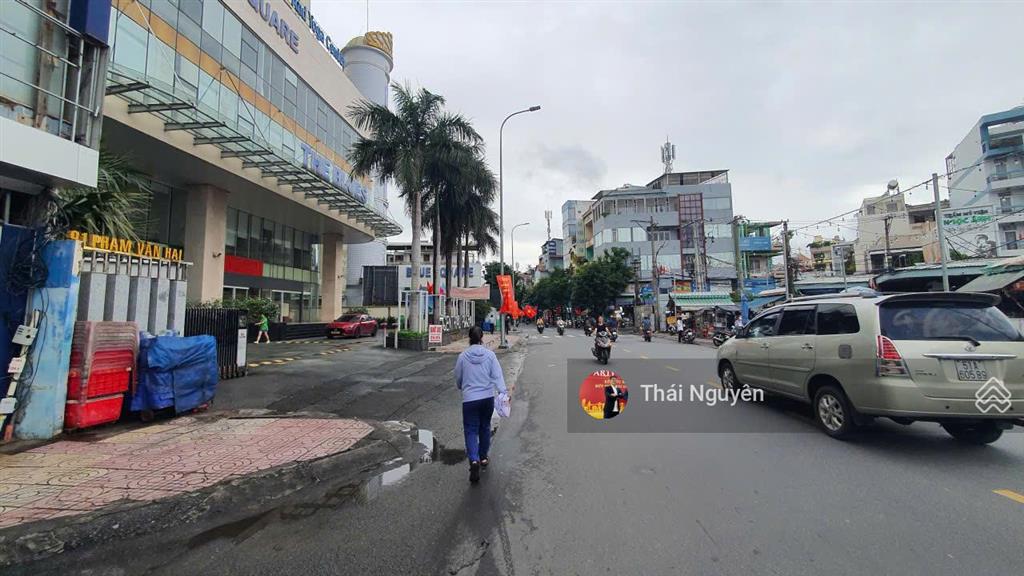 Toà nhà 6 lầu mặt tiền phạm văn hai ngay chợ  dt 102m2  dòng tiền 130 triệu  giá chỉ 29 tỷ